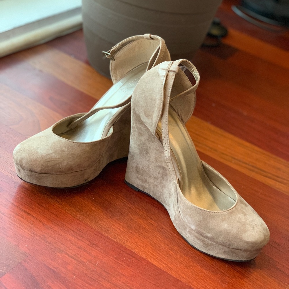 Forever21 Platform Heels